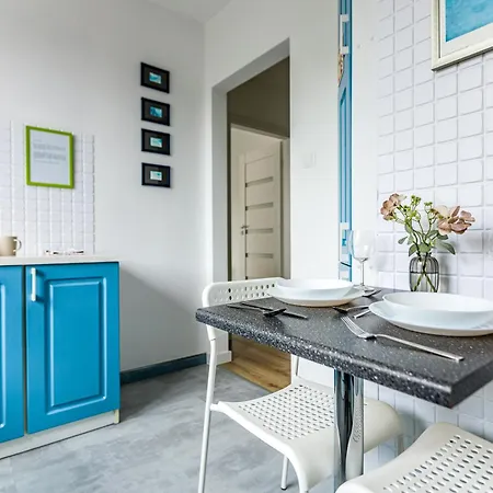 Peak - Park Szczesliwicki, Blue City, Dworzec Zachodni, Lotnisko, Metro *