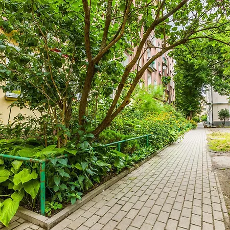 Peak - Park Szczesliwicki, Blue City, Dworzec Zachodni, Lotnisko, Metro Apartmán