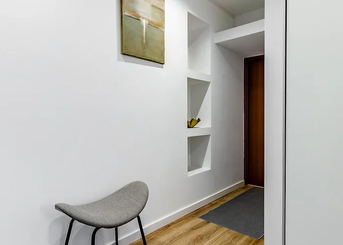 Apartment Peak - Park Szczesliwicki, Blue City, Dworzec Zachodni, Lotnisko, Metro Warschau